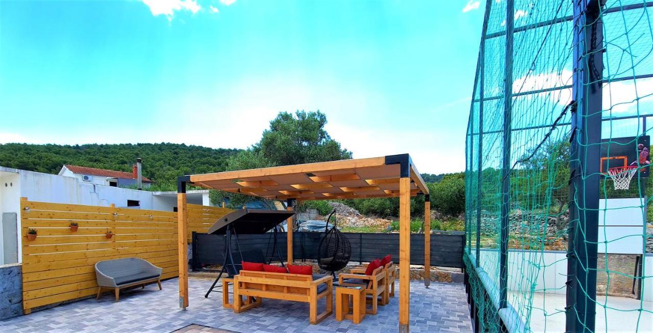 Villa Freya - Vacation House 斯拉汀 外观 照片
