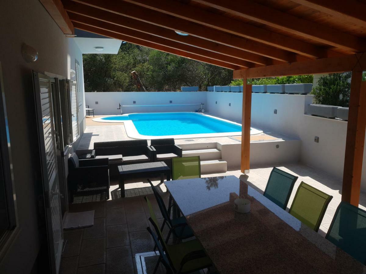 Villa Freya - Vacation House 斯拉汀 外观 照片