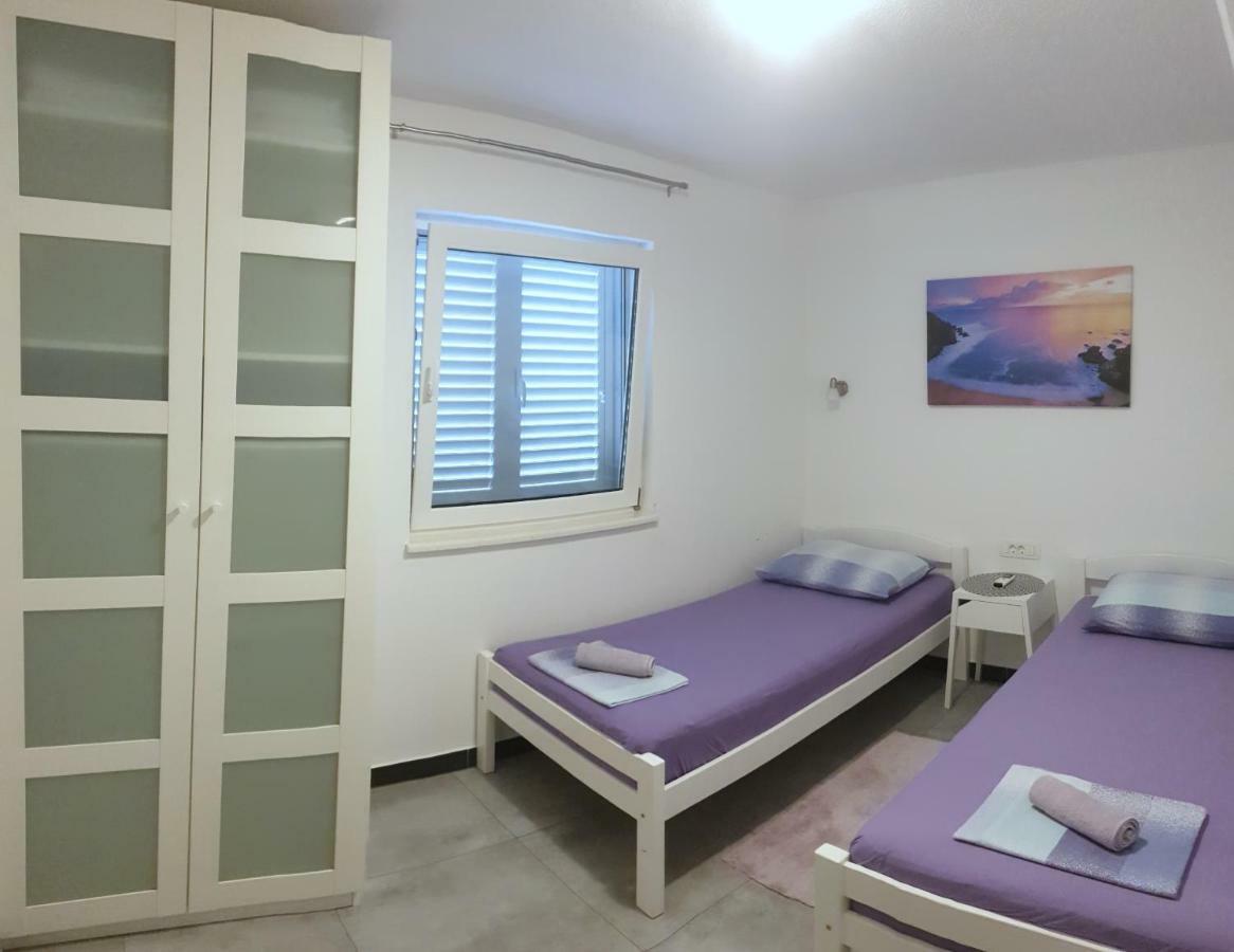 Villa Freya - Vacation House 斯拉汀 外观 照片