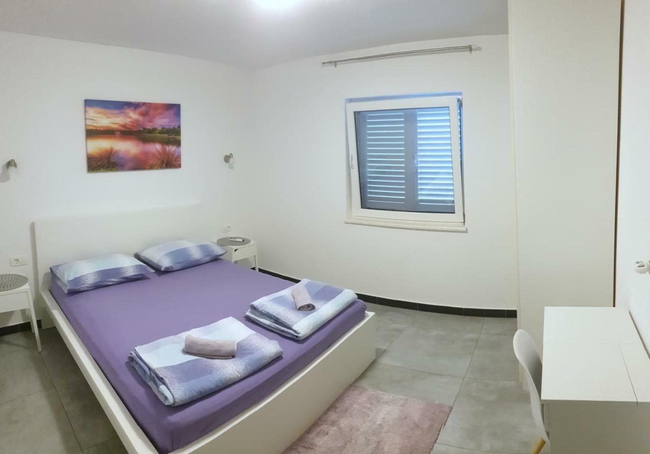 Villa Freya - Vacation House 斯拉汀 外观 照片